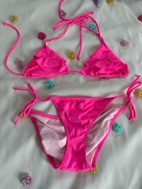 Victorias Secret Hot Pink Ruffle Triangle String Bikini